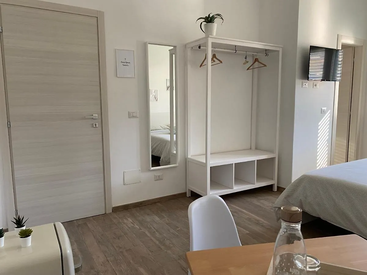Honey Rooms Porto Santo Stefano  Penzion
