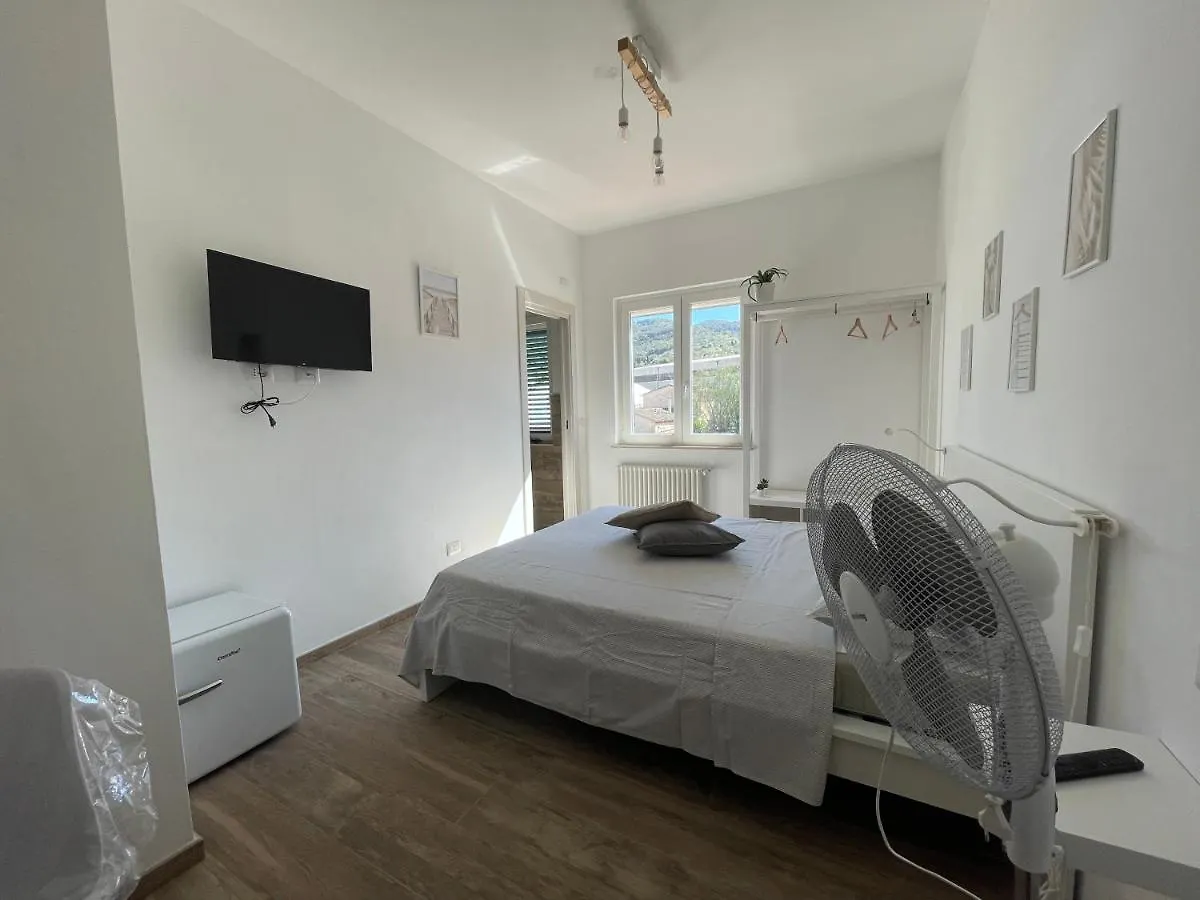 Honey Rooms Porto Santo Stefano  Penzion Porto Santo Stefano (Grosseto)